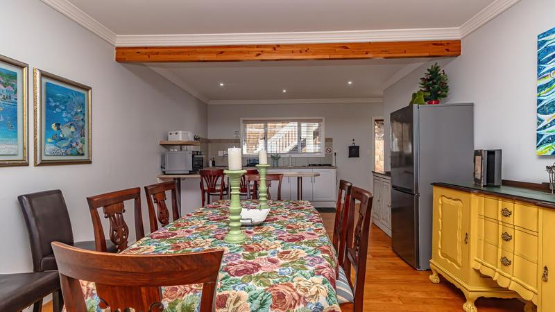 5 Bedroom Property for Sale in Southern Cross Western Cape